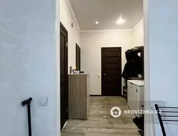 3-комнатная квартира, этаж 2 из 5, 64 м²