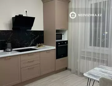 1-комнатная квартира, этаж 8 из 9, 45 м²