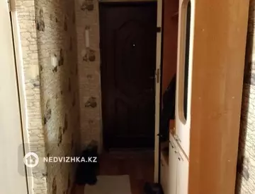 2-комнатная квартира, этаж 3 из 8, 48 м²