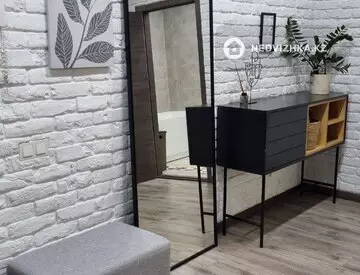 2-комнатная квартира, этаж 7 из 10, 83 м², на длительный срок