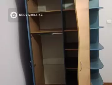 Подселение, 2 комн., 60 м²