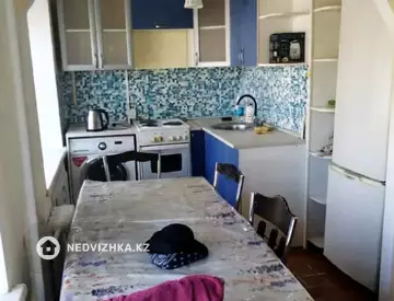 3-комнатная квартира, этаж 2 из 5, 58 м², на длительный срок