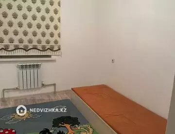 3-комнатная квартира, этаж 3 из 5, 67 м², на длительный срок