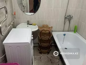 3-комнатная квартира, этаж 3 из 5, 67 м², на длительный срок