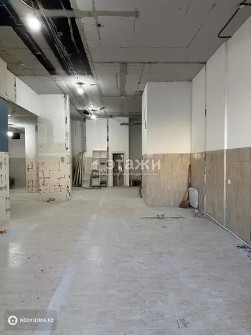 Офисное помещение, этаж 1 из 9, 175 м²