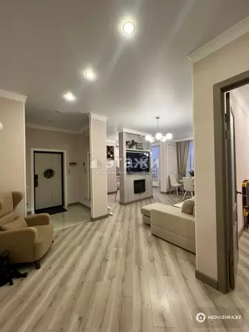 3-комнатная квартира, этаж 10 из 18, 83 м²