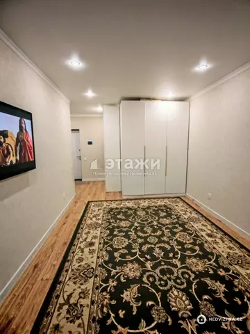1-комнатная квартира, этаж 4 из 5, 36 м²