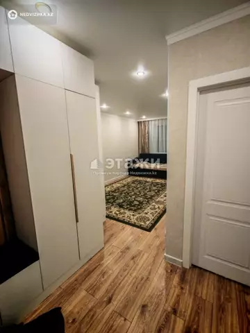 1-комнатная квартира, этаж 4 из 5, 36 м²
