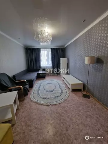 2-комнатная квартира, этаж 4 из 5, 56 м²