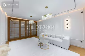 3-комнатная квартира, этаж 3 из 16, 103 м²