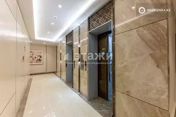 3-комнатная квартира, этаж 9 из 16, 107 м²