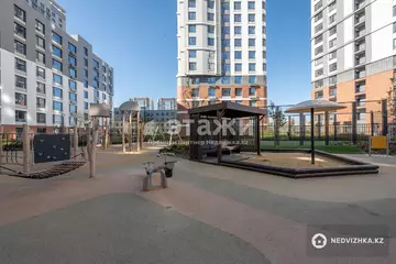 3-комнатная квартира, этаж 9 из 16, 107 м²