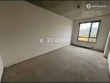 3-комнатная квартира, этаж 3 из 17, 90 м²