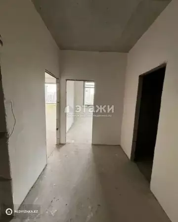 3-комнатная квартира, этаж 3 из 17, 90 м²