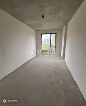 3-комнатная квартира, этаж 3 из 17, 90 м²