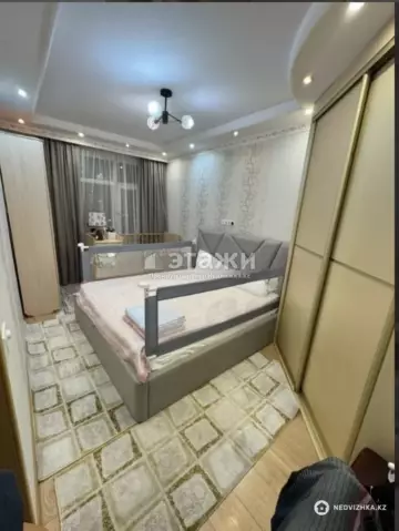 3-комнатная квартира, этаж 8 из 18, 70 м²