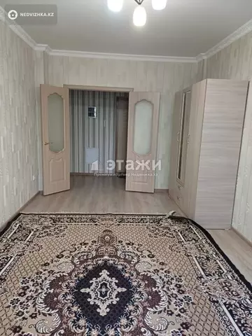 1-комнатная квартира, этаж 2 из 9, 38 м²