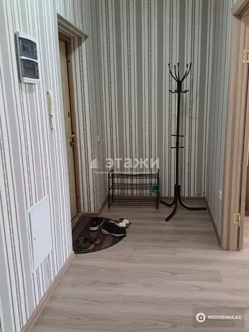 1-комнатная квартира, этаж 2 из 9, 38 м²