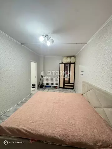 2-комнатная квартира, этаж 2 из 14, 63 м²