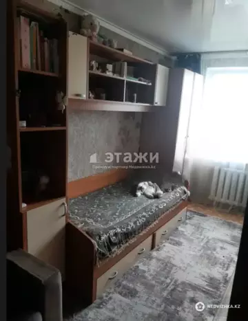 2-комнатная квартира, этаж 4 из 5, 45 м²
