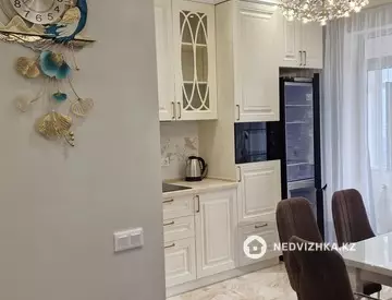 2-комнатная квартира, этаж 15 из 19, 74 м², на длительный срок