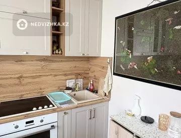 1-комнатная квартира, этаж 4 из 5, 40 м²