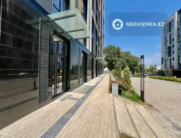 Помещение, этаж 1 из 2, 226 м², на длительный срок