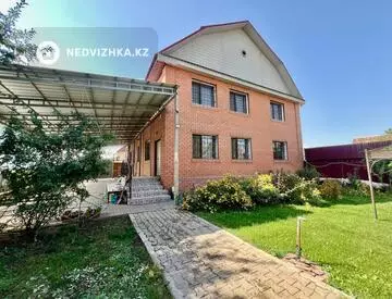 10-комнатный дом, 6 соток, 447 м², на длительный срок