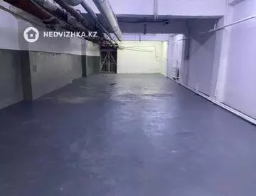 Помещение, этаж 1 из 1, 350 м², на длительный срок