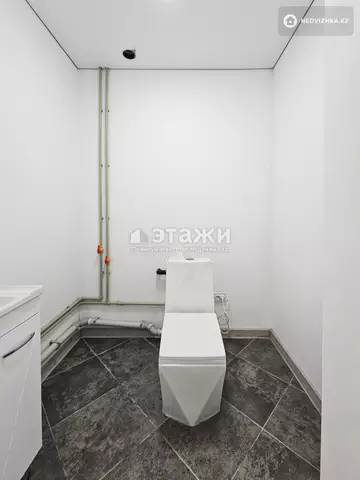 Офисное помещение, 3 этажа, 63 м²
