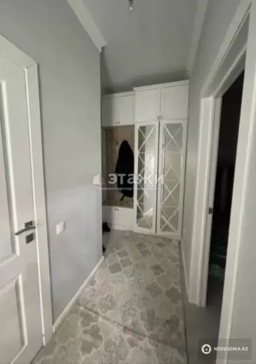 3-комнатная квартира, этаж 4 из 10, 61 м²
