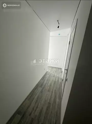 2-комнатная квартира, этаж 10 из 13, 49 м²