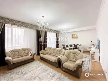 3-комнатная квартира, этаж 11 из 20, 139 м²