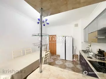 3-комнатная квартира, этаж 11 из 20, 139 м²