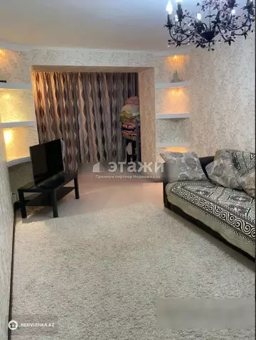 2-комнатная квартира, этаж 4 из 10, 57 м²