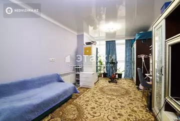 3-комнатная квартира, этаж 9 из 22, 90 м²