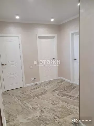 3-комнатная квартира, этаж 12 из 12, 110 м²