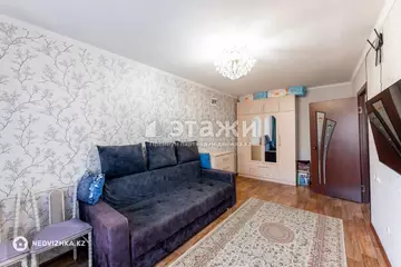 3-комнатная квартира, этаж 4 из 5, 62 м²