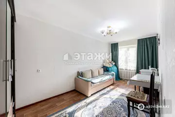 3-комнатная квартира, этаж 4 из 5, 62 м²