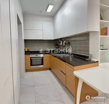 3-комнатная квартира, этаж 11 из 22, 76 м²