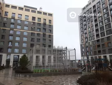 1-комнатная квартира, этаж 2 из 9, 39 м²