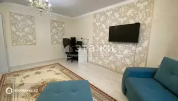 2-комнатная квартира, этаж 4 из 5, 55 м²