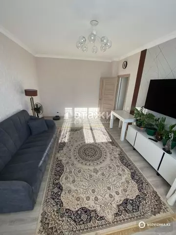2-комнатная квартира, этаж 10 из 22, 62 м²