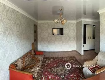 2-комнатная квартира, этаж 4 из 5, 45 м²