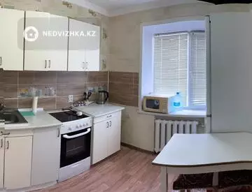 2-комнатная квартира, этаж 4 из 5, 45 м²