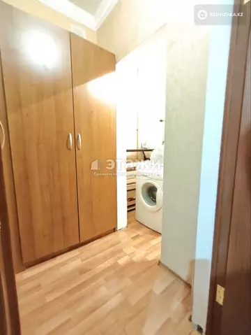 2-комнатная квартира, этаж 2 из 9, 80 м², на длительный срок