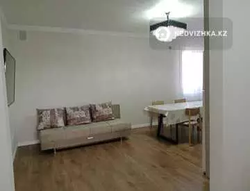 3-комнатная квартира, этаж 3 из 5, 140 м²