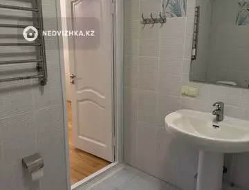 2-комнатная квартира, этаж 9 из 10, 89 м²