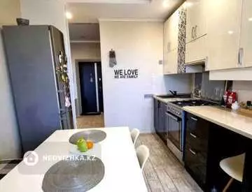 1-комнатная квартира, этаж 3 из 5, 35 м², на длительный срок