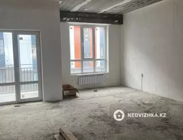 4-комнатная квартира, этаж 2 из 3, 121 м²
